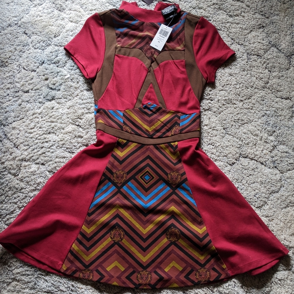 Her Universe Marvel Black Panther: Wakanda Forever Dora Milaje Dress